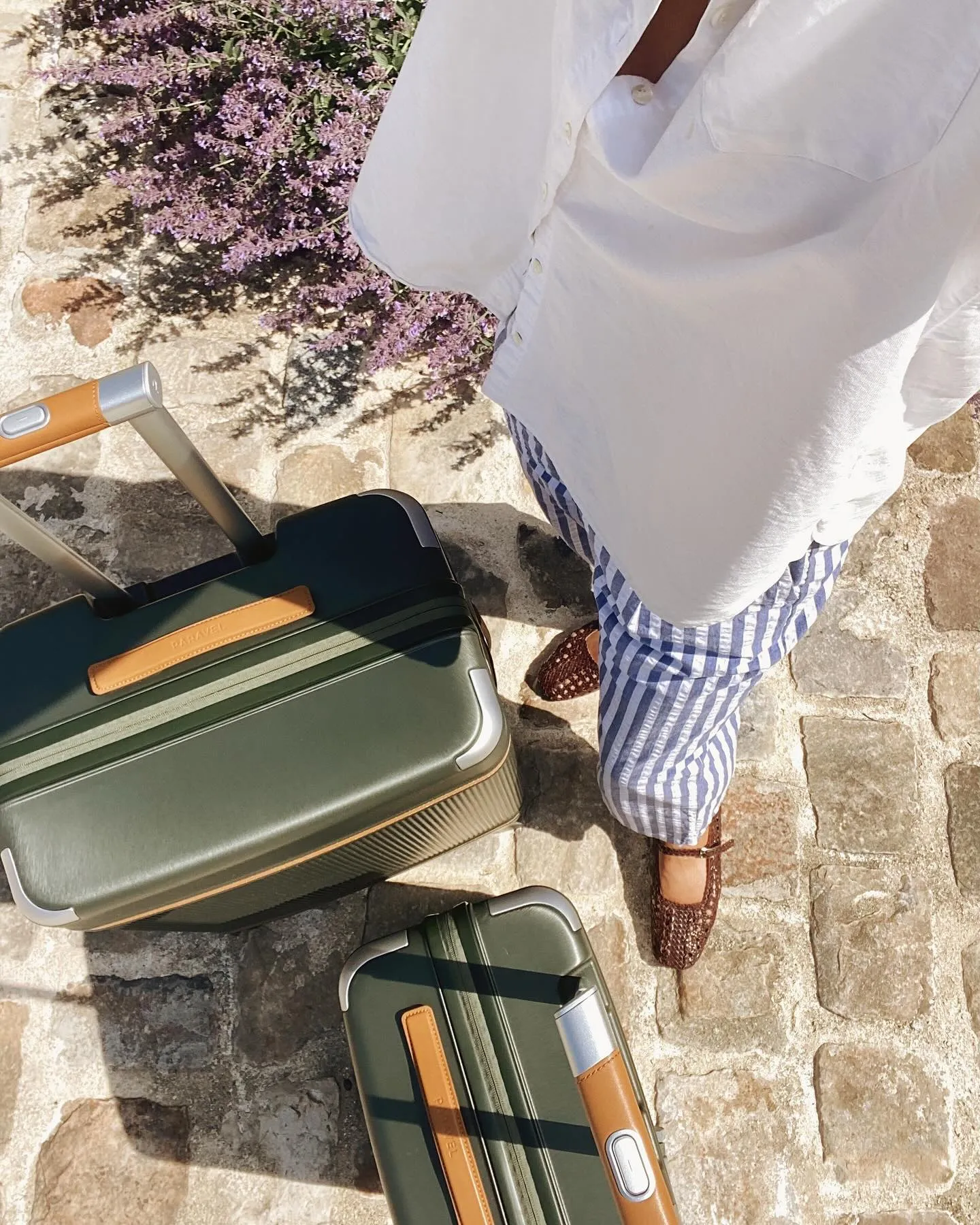 Paravel weekender bag lifestyle