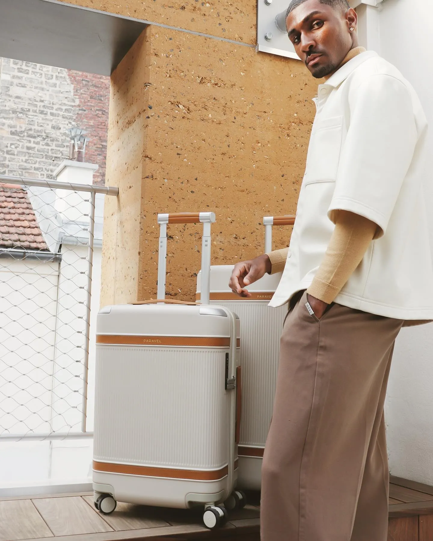 Paravel carry-on in airport